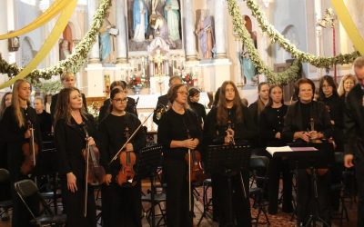 „Tegyvuoja muzika“ skambėjo Salako jubiliejinėje šventėje